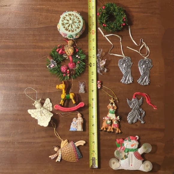 Lot of 15 Vintage Christmas Decorations - Picture 1 of 17